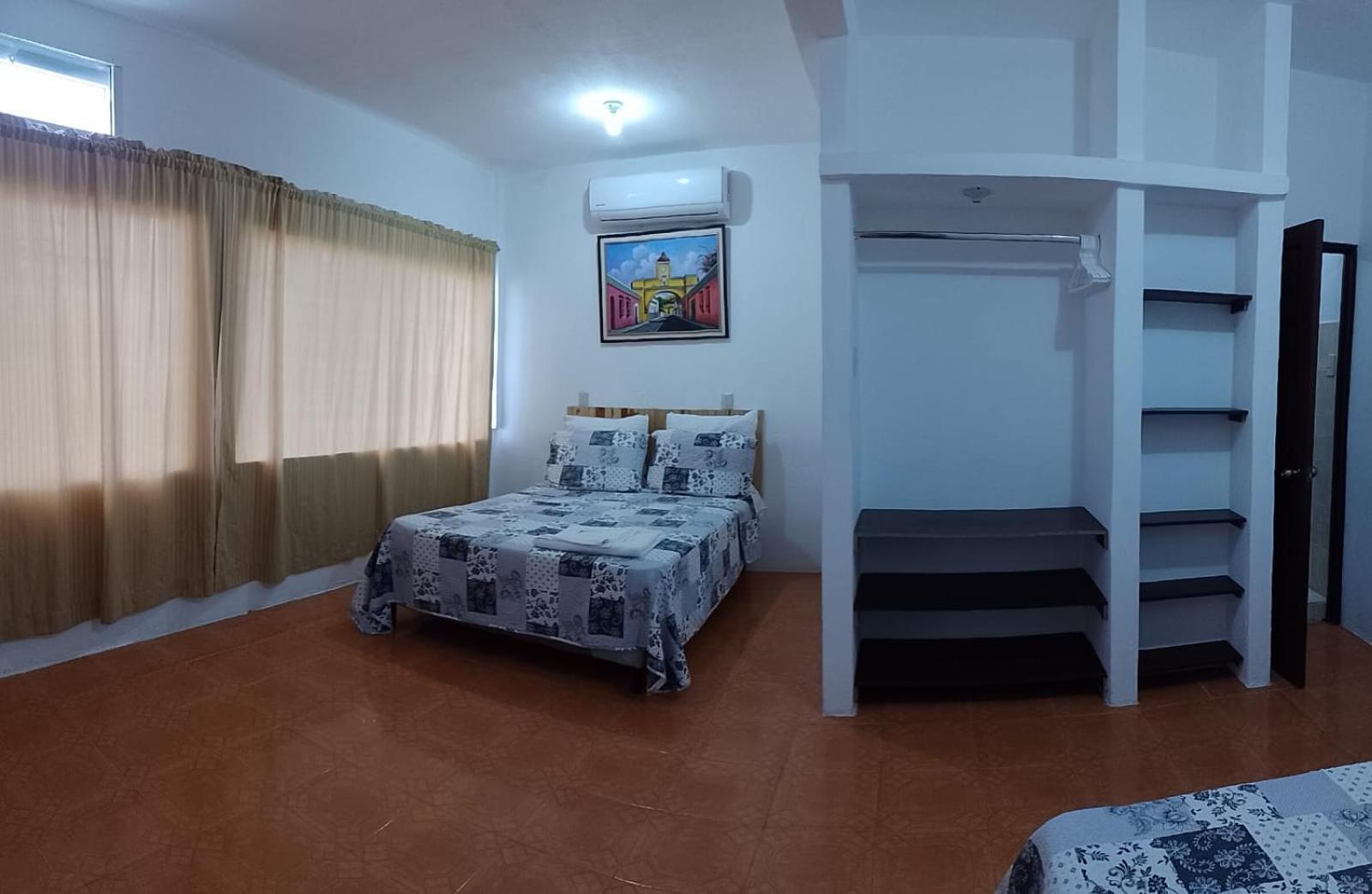 Apartamentos Mundo Maya Habitaciones Flores Bagian luar foto